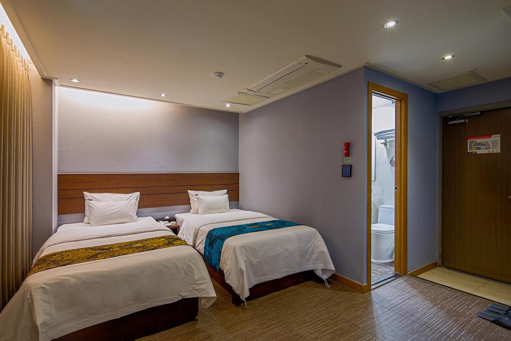Namsan Hill Hotel Сеул Экстерьер фото