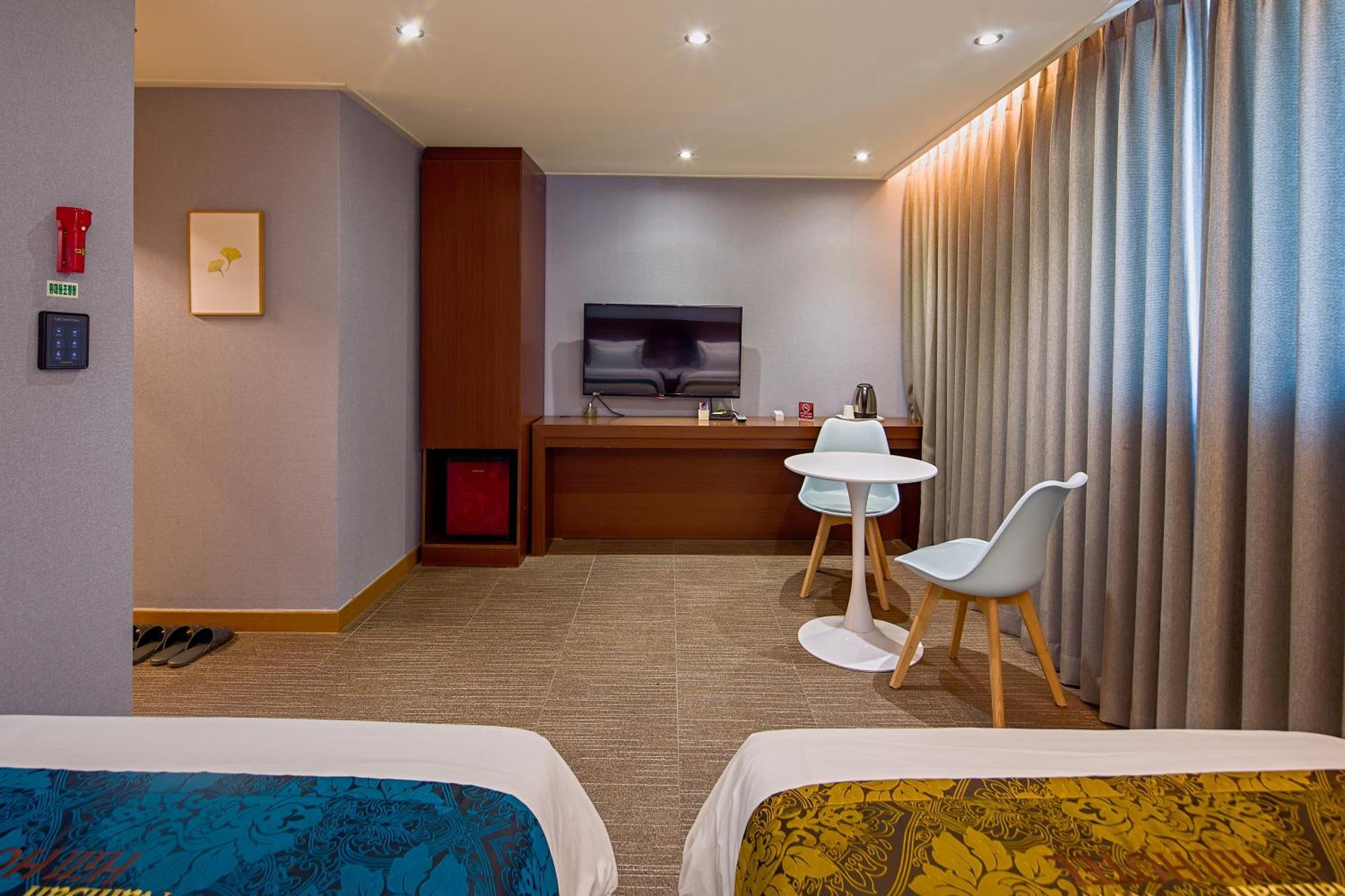 Namsan Hill Hotel Сеул Экстерьер фото