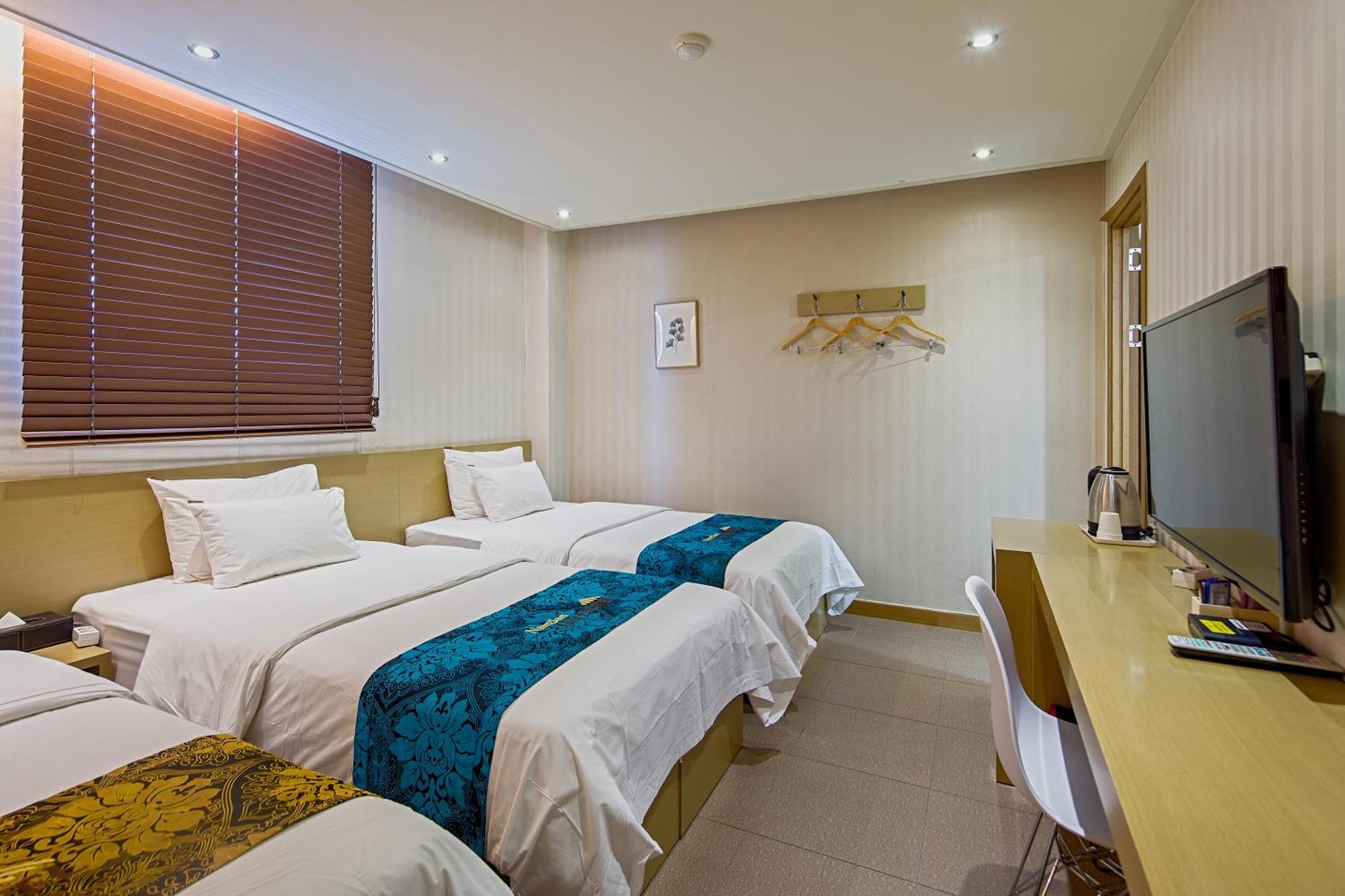 Namsan Hill Hotel Сеул Экстерьер фото