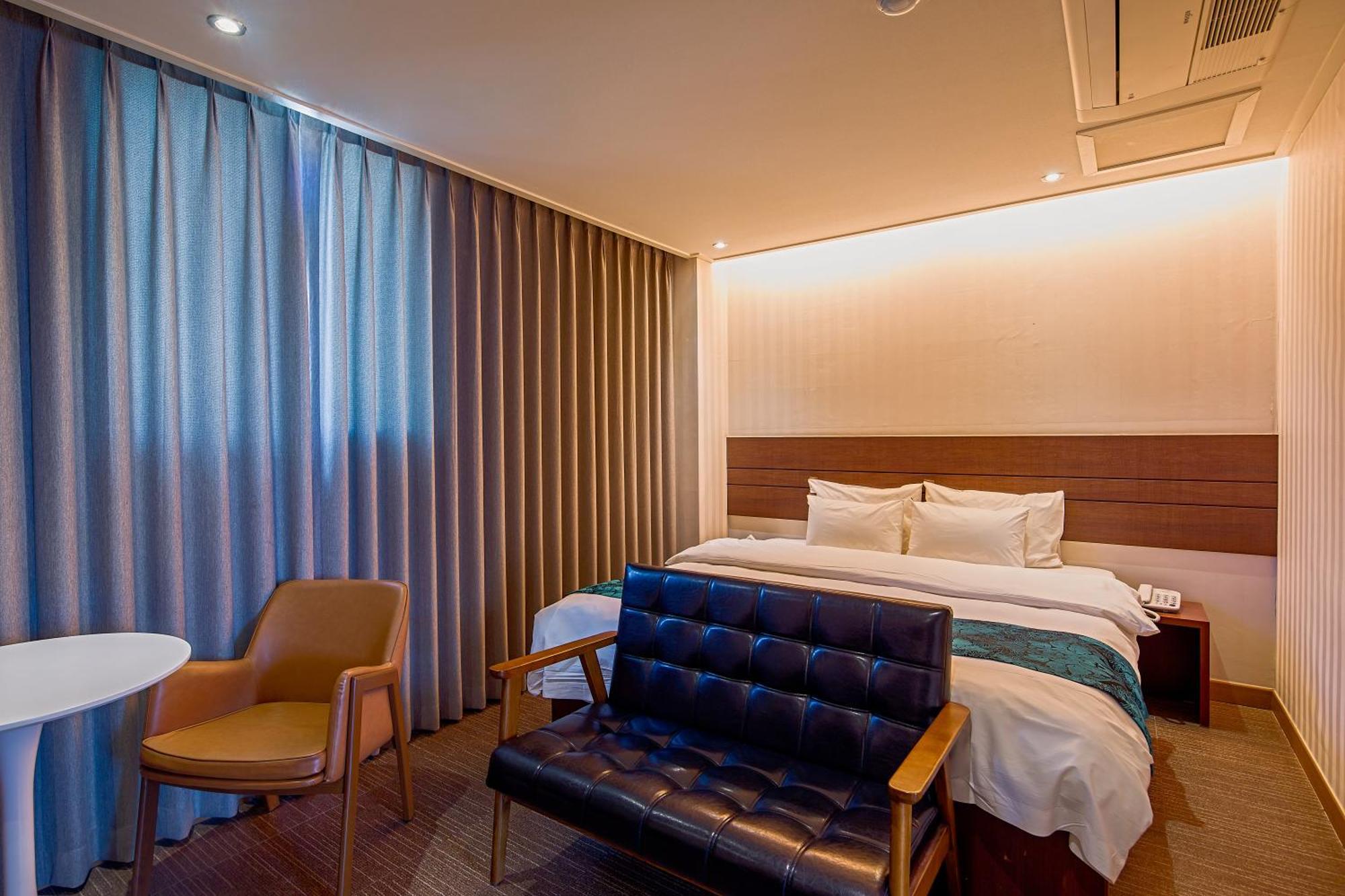 Namsan Hill Hotel Сеул Экстерьер фото