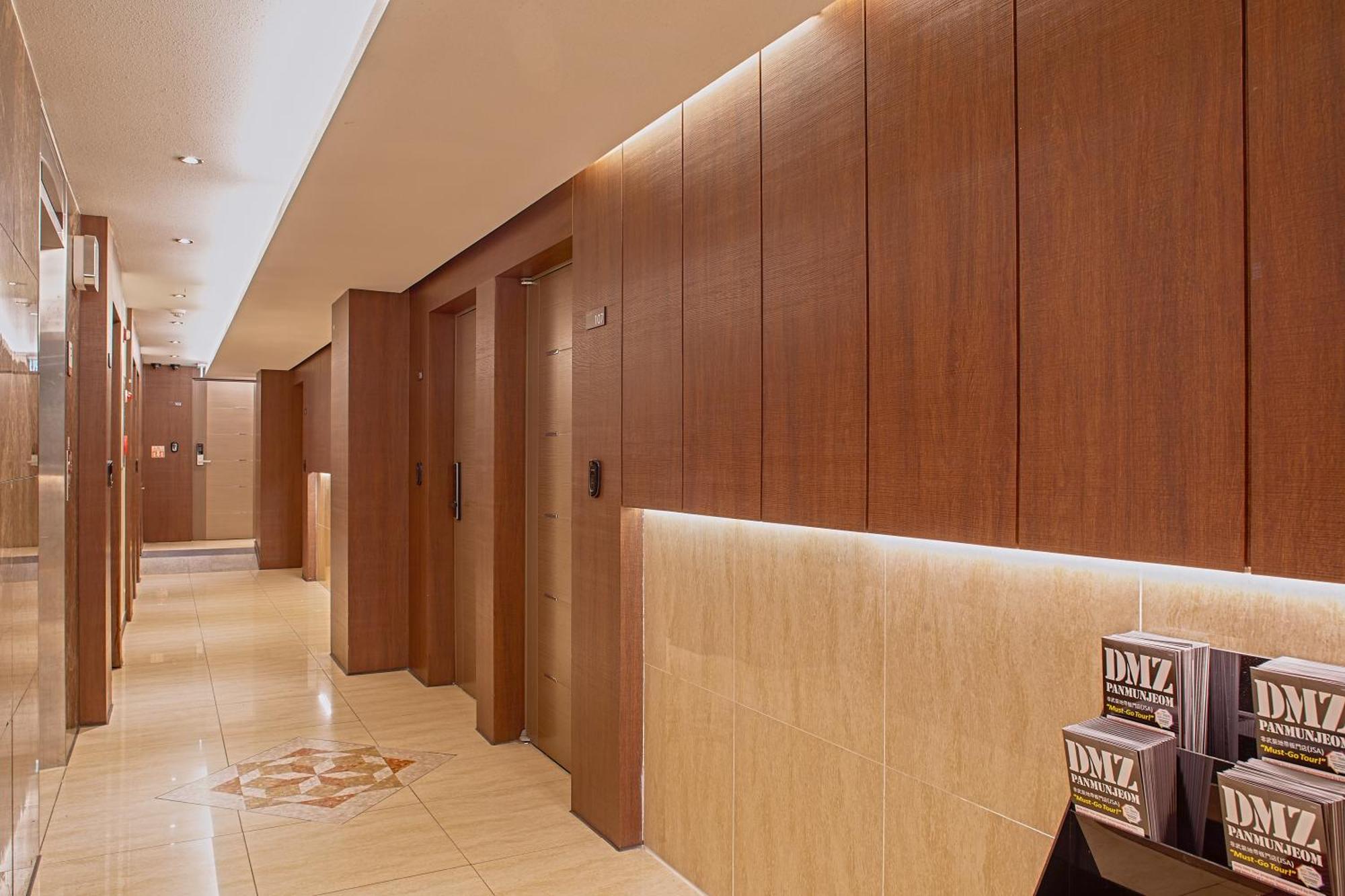 Namsan Hill Hotel Сеул Экстерьер фото