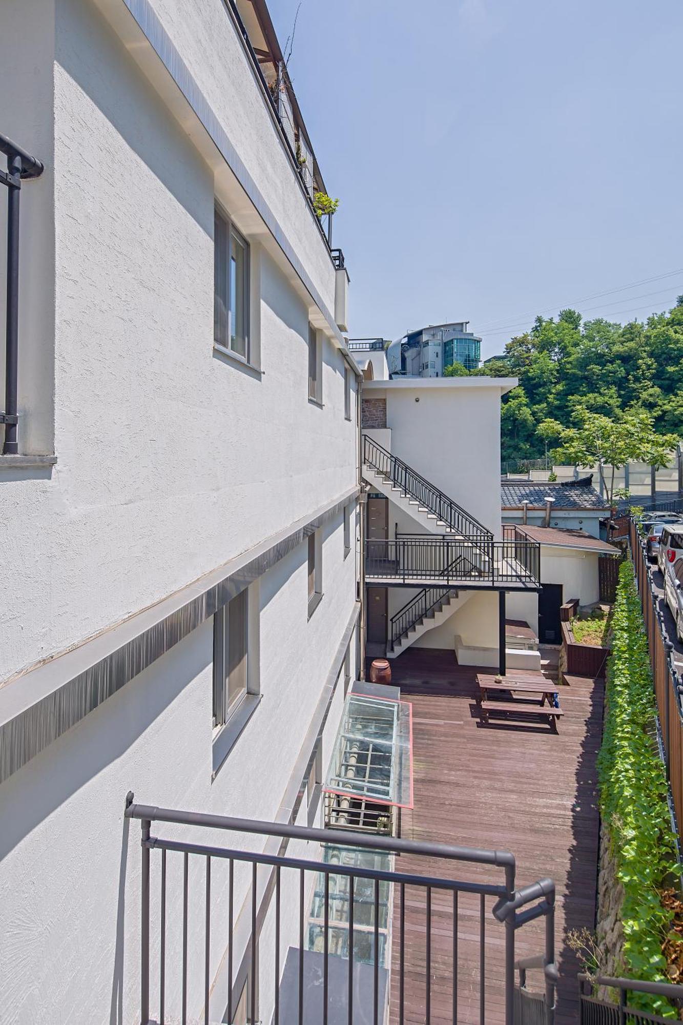 Namsan Hill Hotel Сеул Экстерьер фото