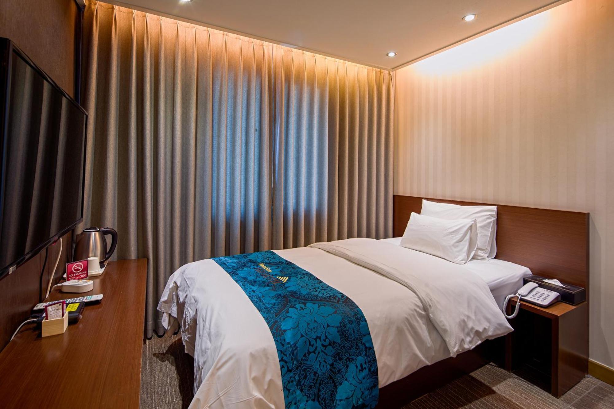 Namsan Hill Hotel Сеул Экстерьер фото